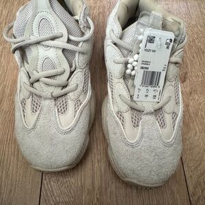 Yeezy Kids Sneakers in Light Gray and Cream